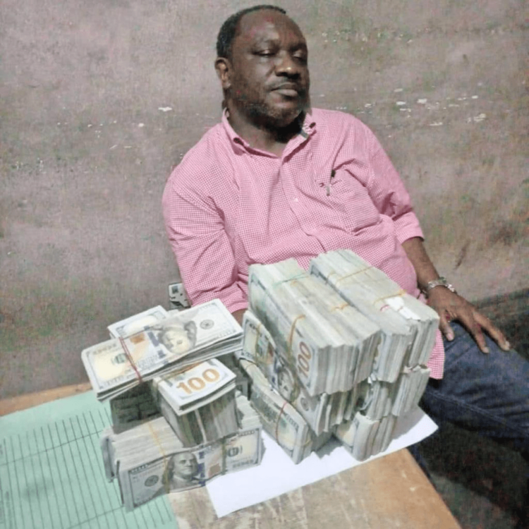 Breaking! Vote-Buying: Atiku Aide ‘Arrested With $500,000 Cash'(Photo)
