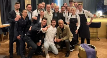 Barack Obama and friends surprise Barcelona restaurant