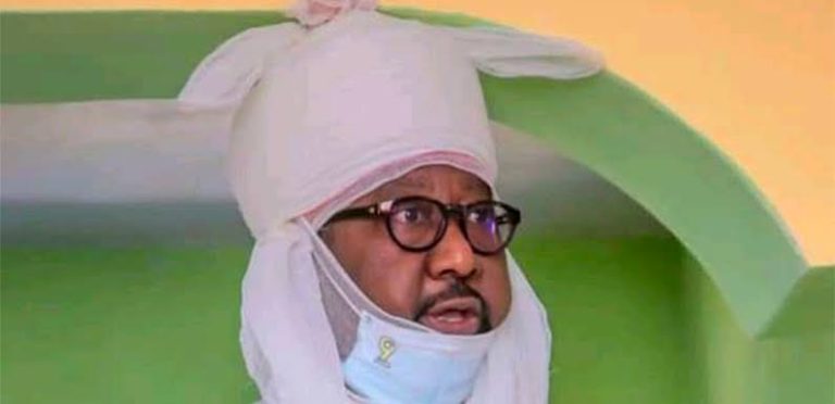 President Buhari’s In-Law, Ado-Bayero Breaks Down In Tears At Book Launch