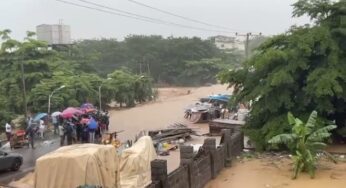 Breaking: Many Trapped In Lugbe, Abuja As Flood Submerges 116 Houses(Video)