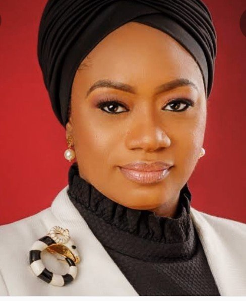 Breaking: Deputy Governor of CBN, Aishah Ahmad, is not under arrest