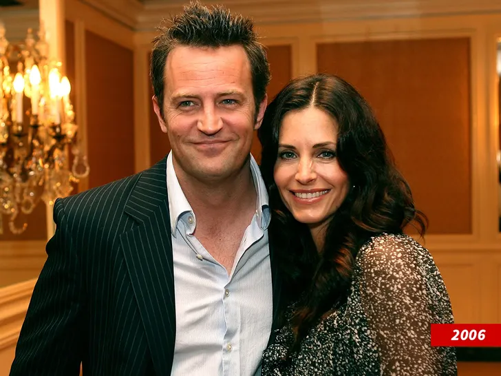 Actress Courteney Cox says Matthew Perry still visits her 7 months after death