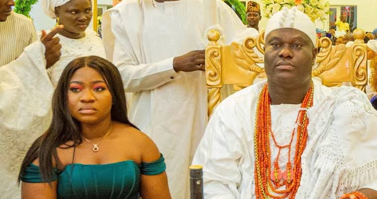 ‘Go and bring husband to daddy o’- Ooni of Ife tells his daughter as she turns 30