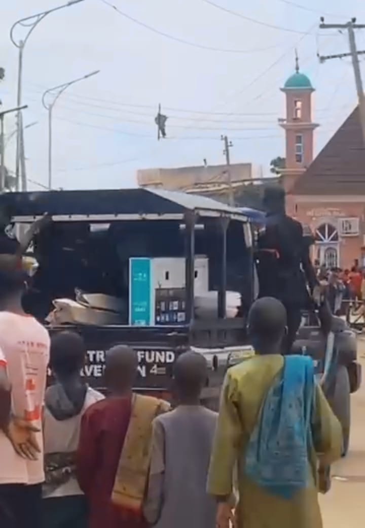 Protest: Police Begin House-to-house Search To Recover Loot In Kano (Photos)