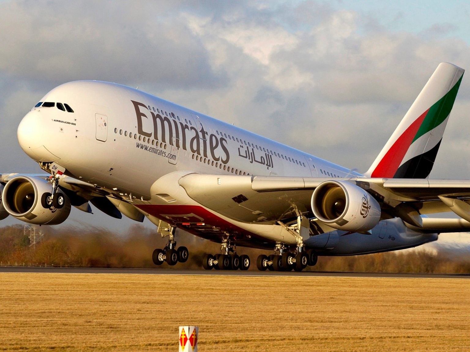 Breaking: Emirates Flight Lands In Lagos For First Time In Two Years